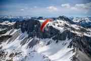 Foto Gleitschirm, switzerland, canton of grisons, paettigau